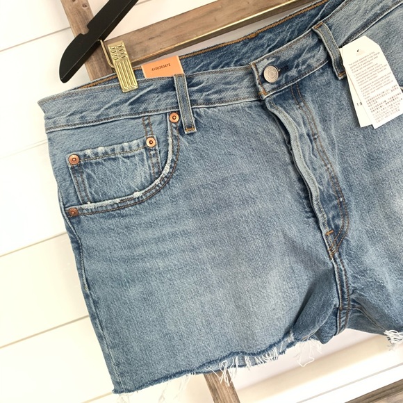 Levi’s 501 Mid Rise Raw Denim Short NWT - Picture 6 of 12